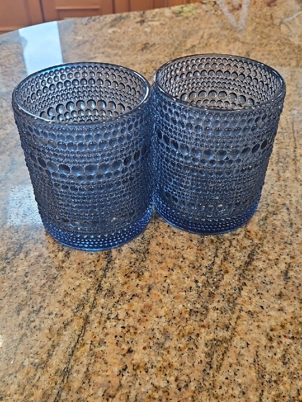 New Lilly Pulitzer Blue Textured Glass Tumbler Pair